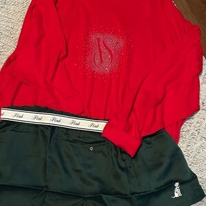 Victoria's Secret Pajama shorts Set size XL Red & Dark Green long sleeve size XL